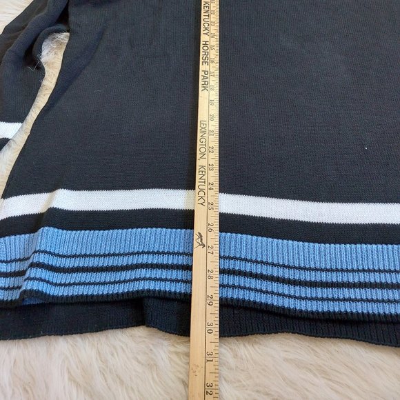 In Every Story Women's Black and Blue Stripped V-Neck Knitted Sweater Size 2X - Picture 5 of 11